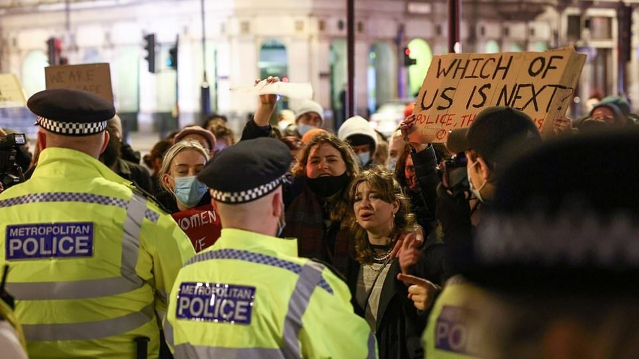 بحران امنیت زنان و دختران در انگلیس + فیلم