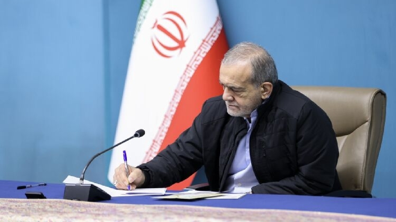 تبریک پزشکیان به جانشین رئیس ستاد کل نیرو‌های مسلح
