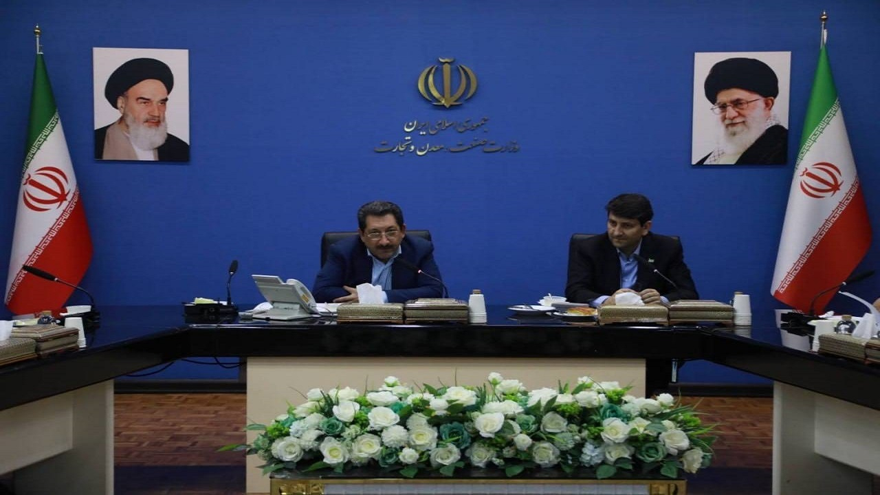 تکمیل حلقههای زنجیره دولت الکترونیک/ سامانههای خدماتی دولت ذیل شبکه واحد قرار گیرد