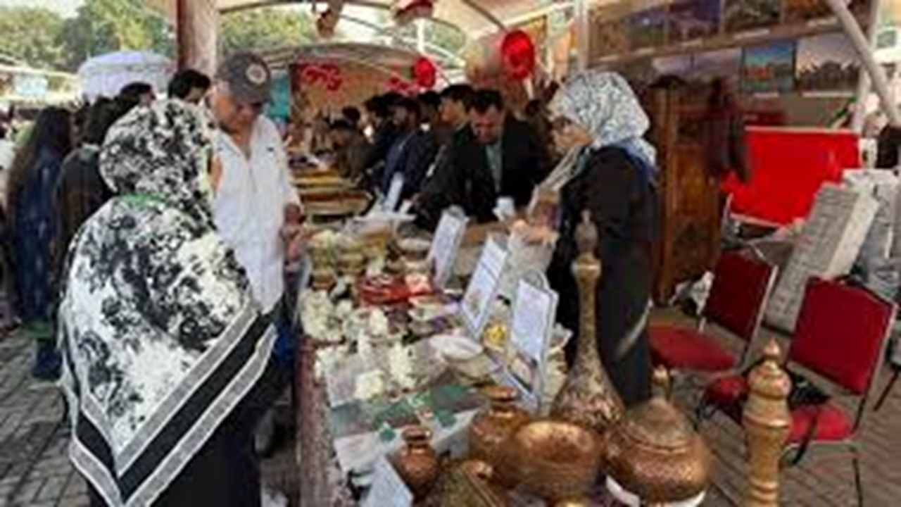 حضور ایران در بازارچه خیریه پاکستان + فیلم