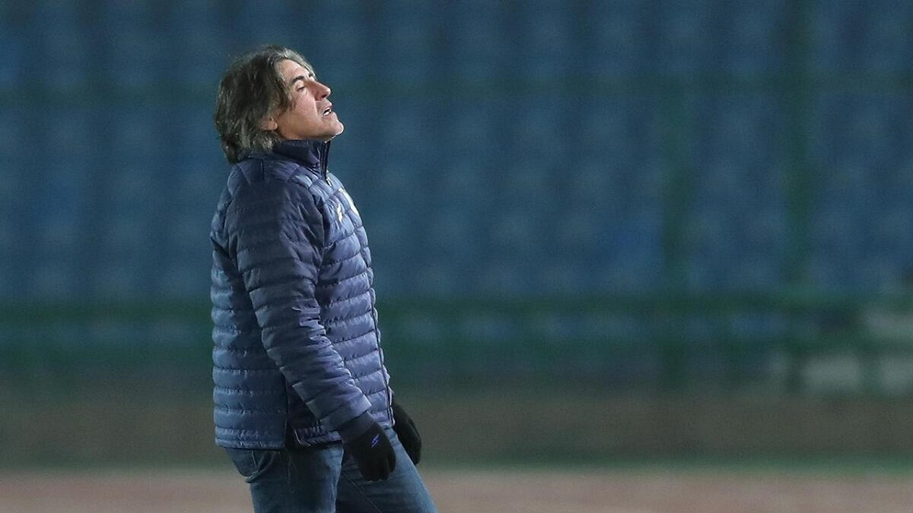 ساپینتو و معمای دفاع راست استقلال