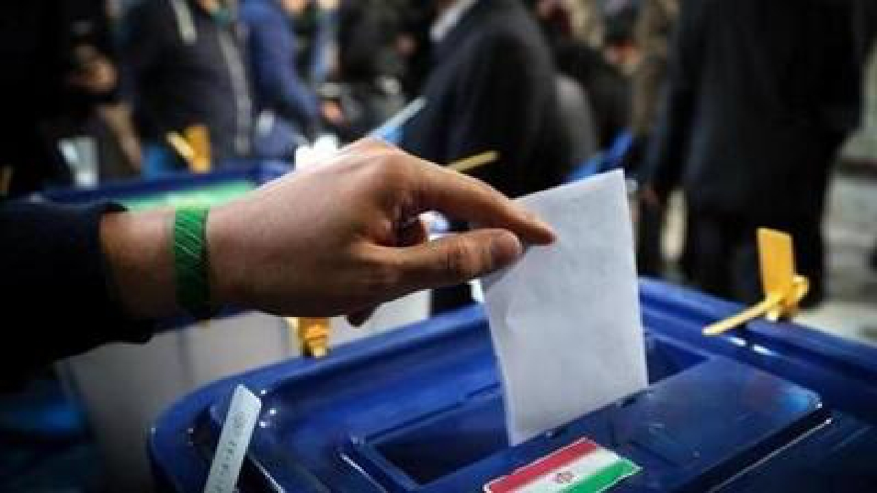 استقرار صندوق سیار اخذ رای انتخابات ریاست جمهوری در پارک فناوری پردیس