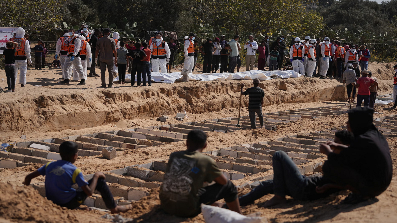 مأموریتی غیرممکن؛ بازیابی هزاران جسد از زیر آوارهای غزه ۷ سال زمان میبرد