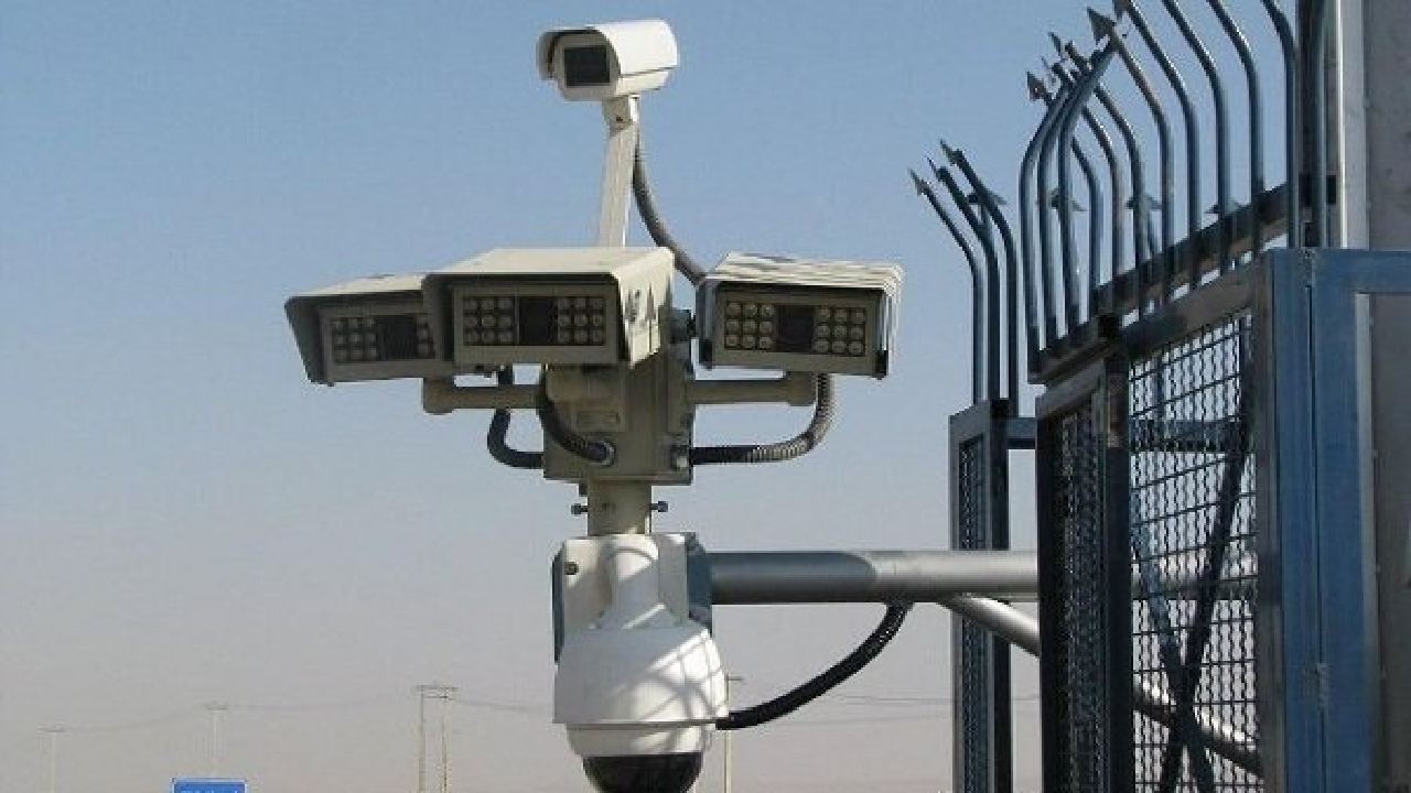 استفاده از دوربینهای چهرهخوان برای ثبت تخلفات عابران تکذیب شد