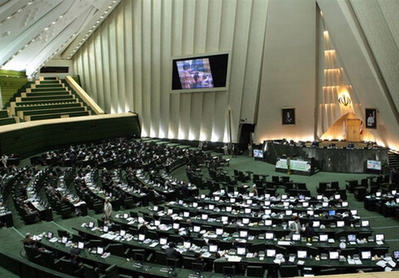 بیانیه ۲۶۲ نماینده در تقدیر از معاون پارلمانی رئیس جمهور