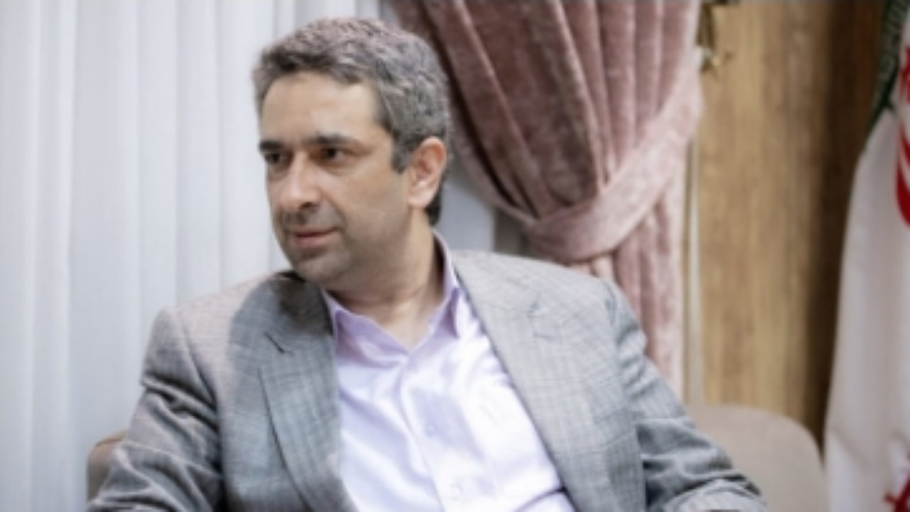 خبر جلسه محرمانه و برکناری یکی از وزرای دولت کذب است