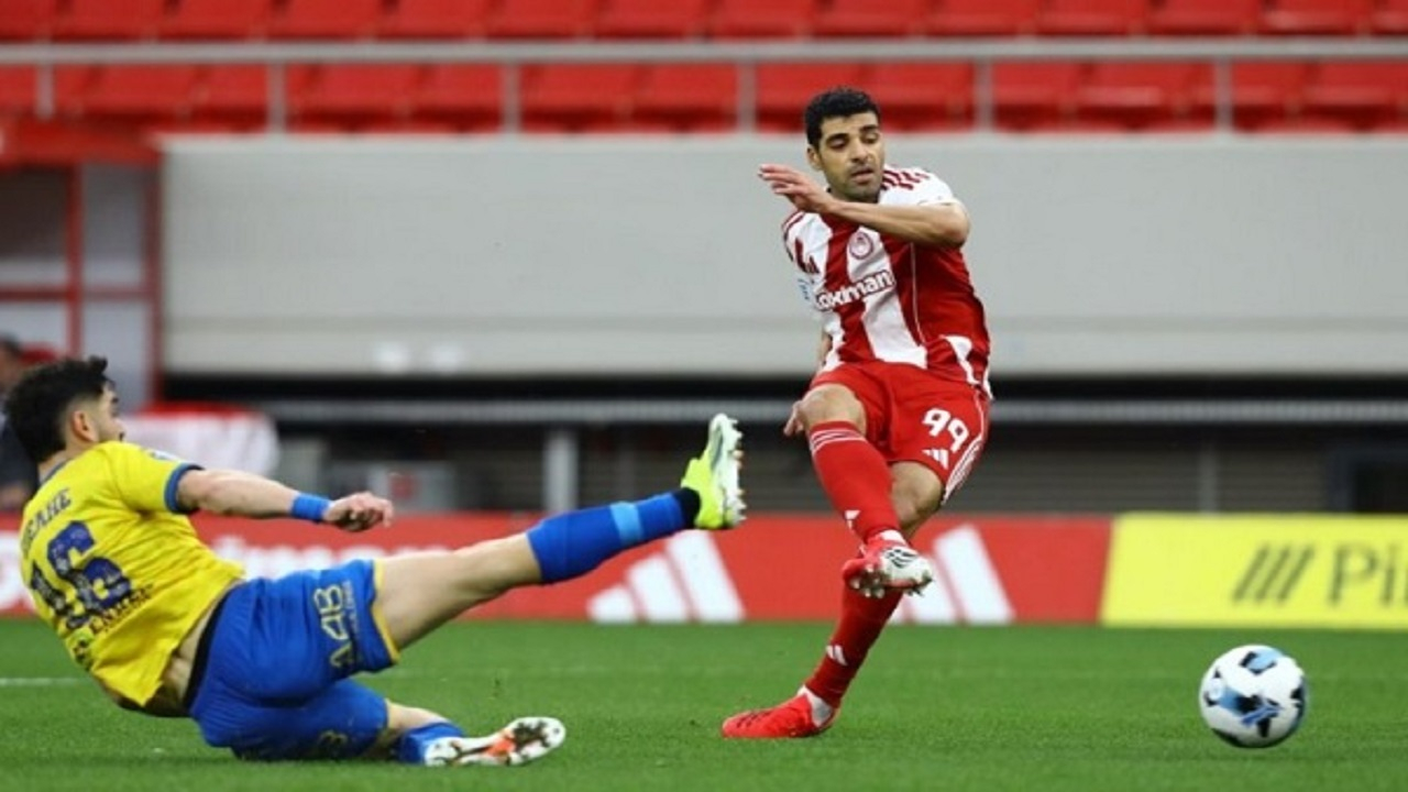 رسانه یونانی: المپیاکوس بعد از ۵ ماه بدون گلزنی طارمی پیروزی شد