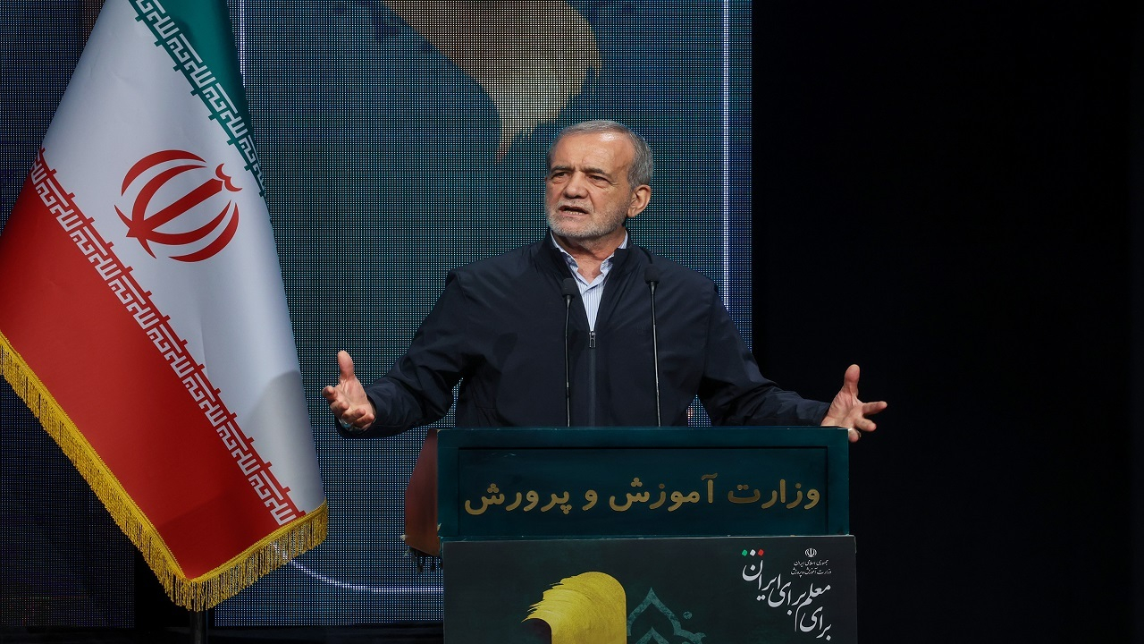پزشکیان: مدارس باید بستری برای تحقق آموزش باکیفیت، هدفمحور و مؤثر باشند