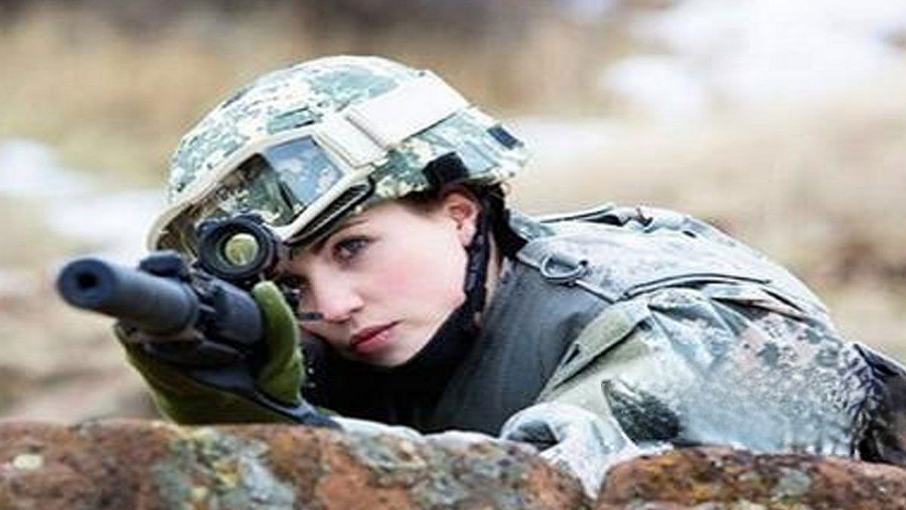 ارتش بریتانیا برای زنان جوان امن نیست!