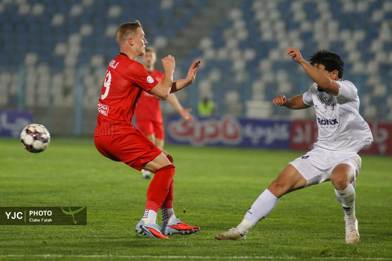 لیگ برتر فوتبال / ملوان - تراکتور