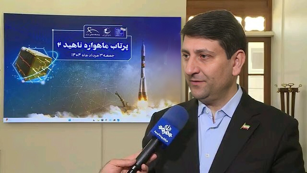 ماهواره ناهید ۲ برای توسعه ارتباطات در روستا‌ها کاربردی است
