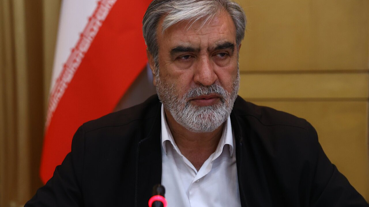 مجلس از منافع ملت ایران خصوصا حق هسته‌ای صیانت خواهد کرد