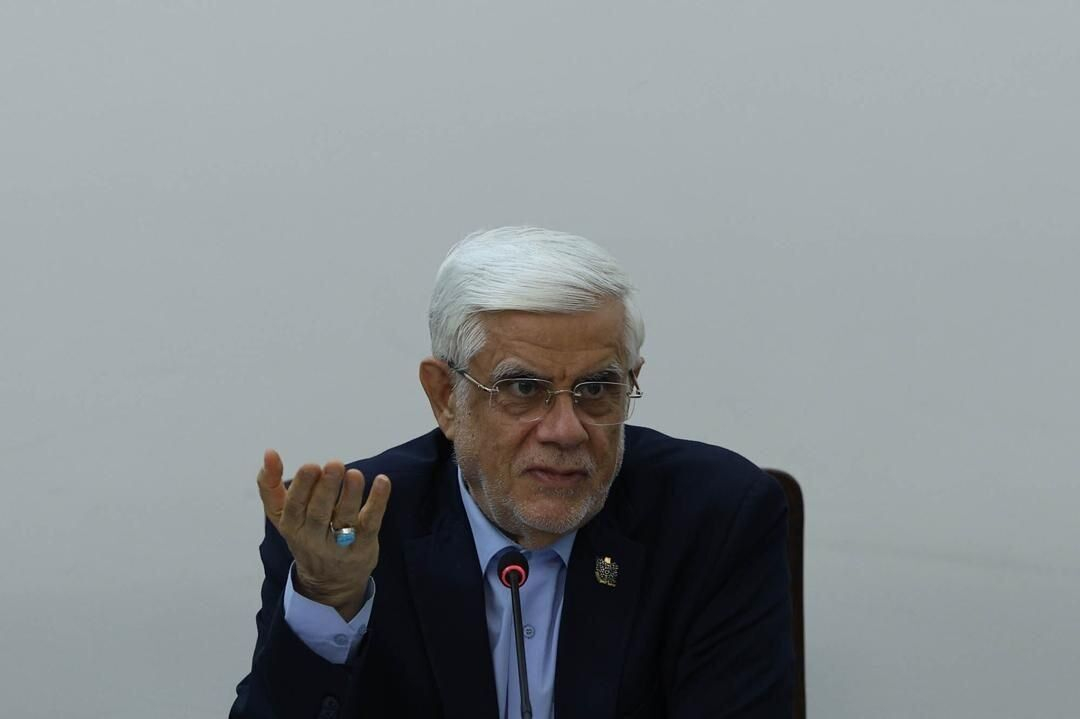 عارف: منابع حاصل از اصلاحات ساختار اقتصادی صرف معیشت مردم می‌شود