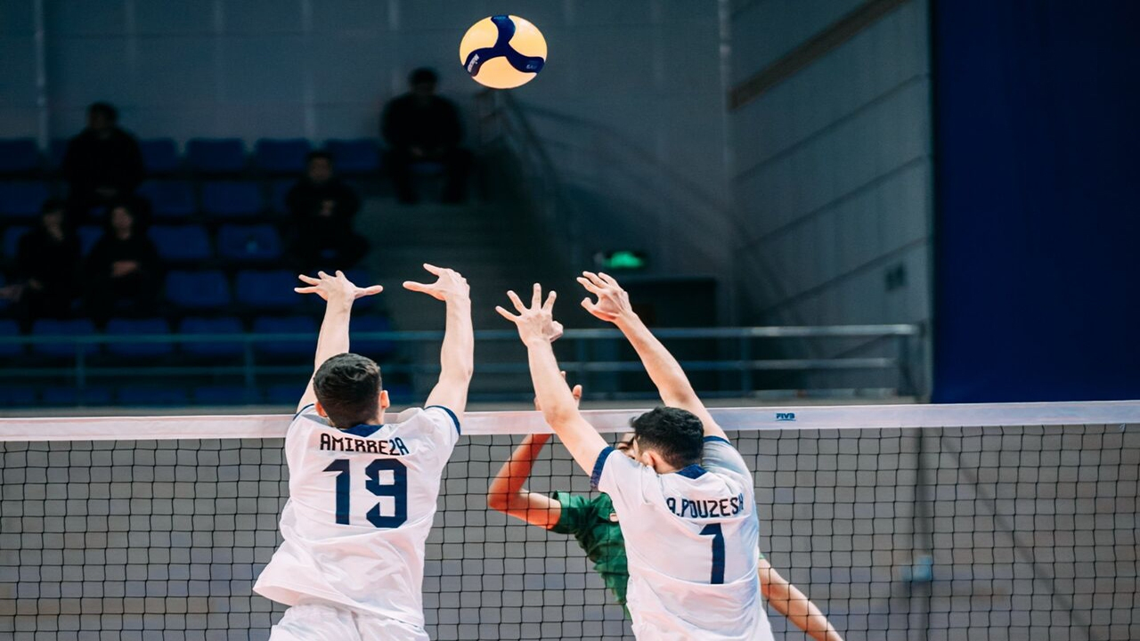 والیبال دانش آموزان جهان؛ صعود پسران ایران به جمع چهار تیم/ دختران باختند