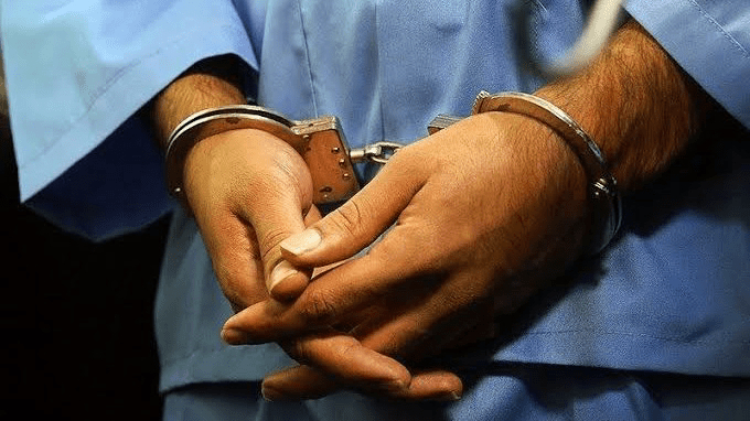 قاتل متواری و همدستش در میبد دستگیر شد