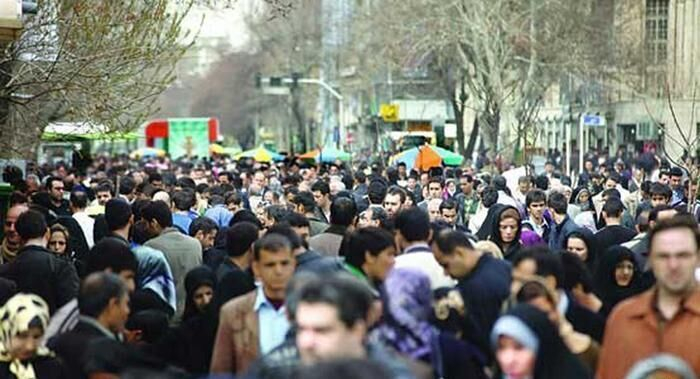 جمعیت کشور از ۲ دهه آینده وارد فاز میانسالی می‌شود