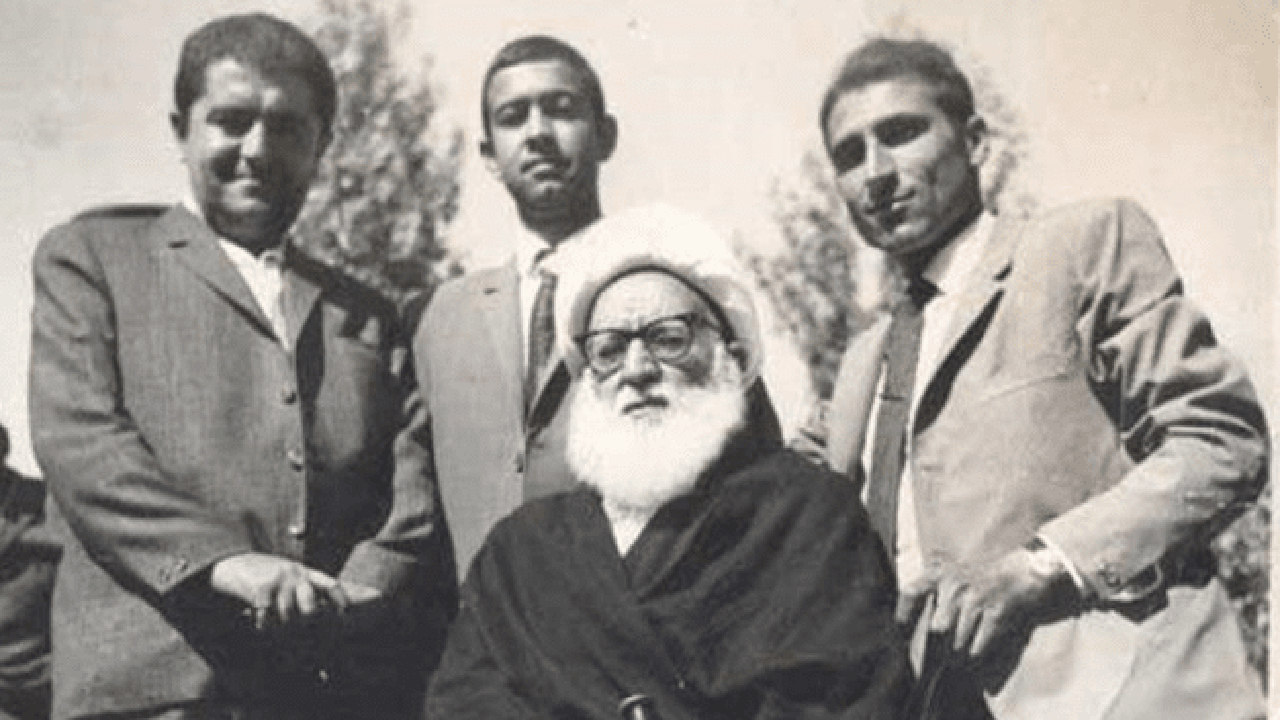 عالمی که برای احیای یک مدرسه، خانهاش را فروخت