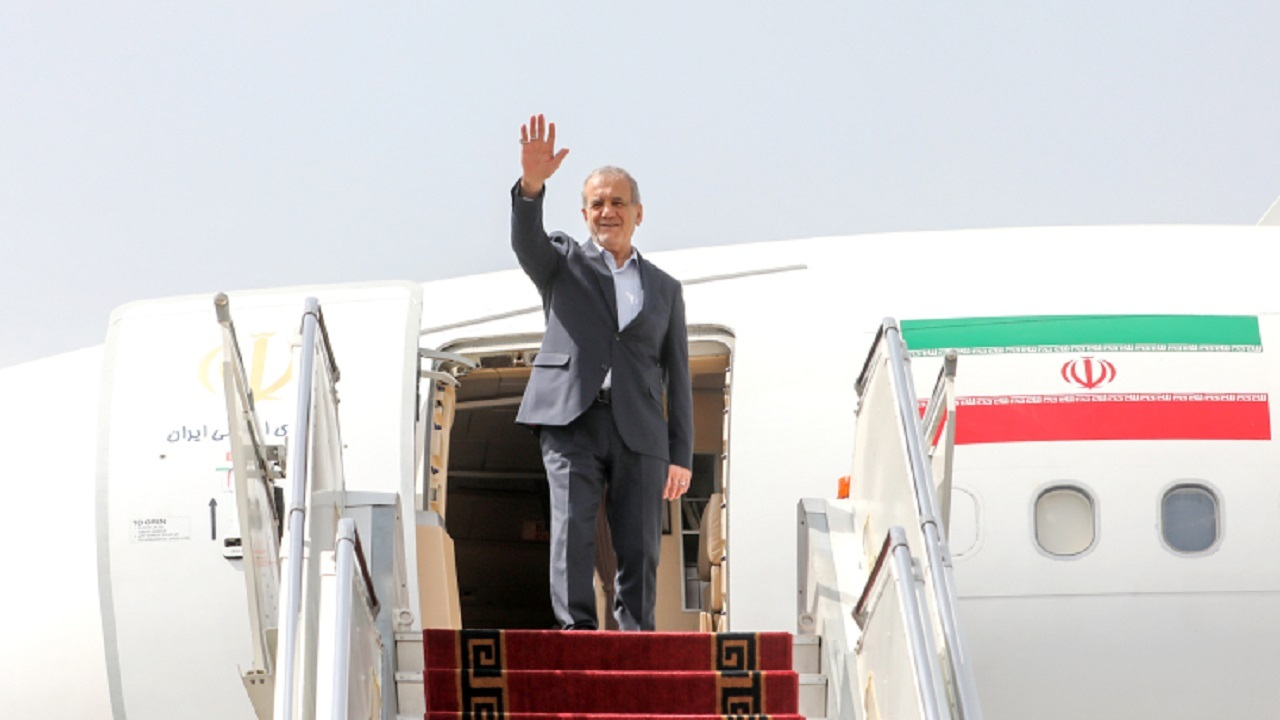 پزشکیان مسقط را به مقصد تهران ترک کرد