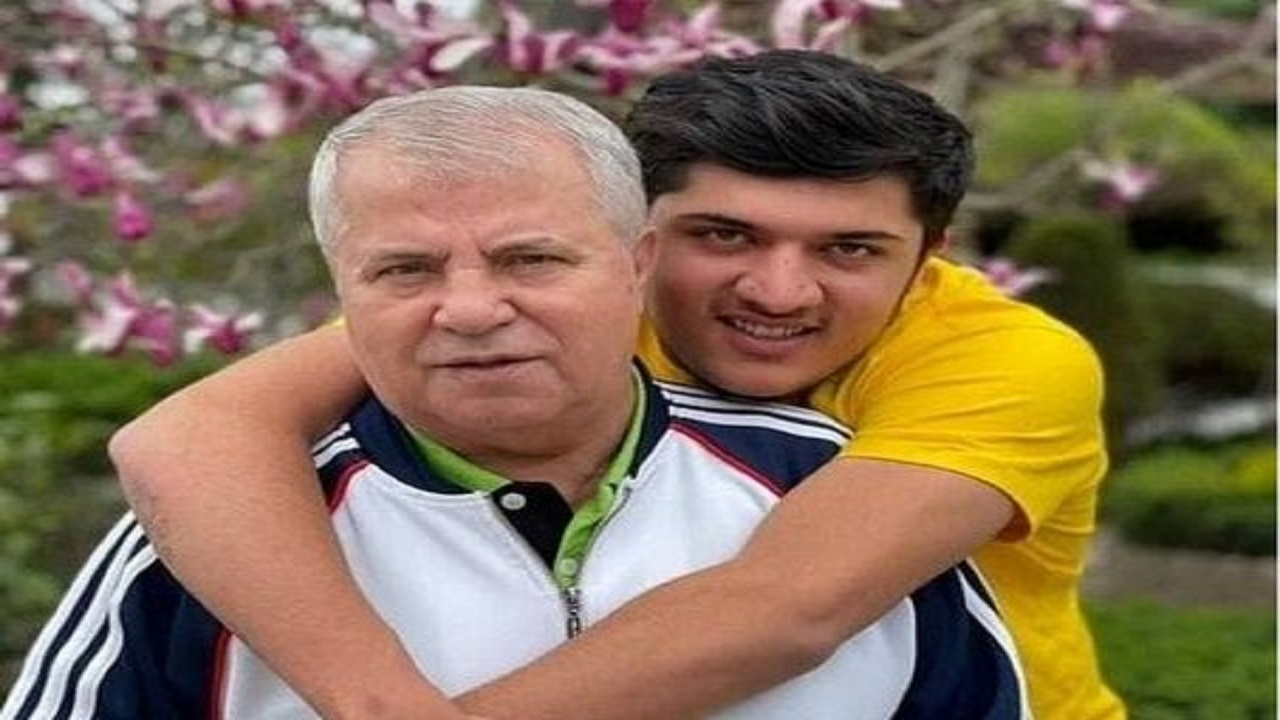 خداداد باید حواسش را جمع کند/ پرسپولیس همین طور ادامه دهد قهرمان می‌شود