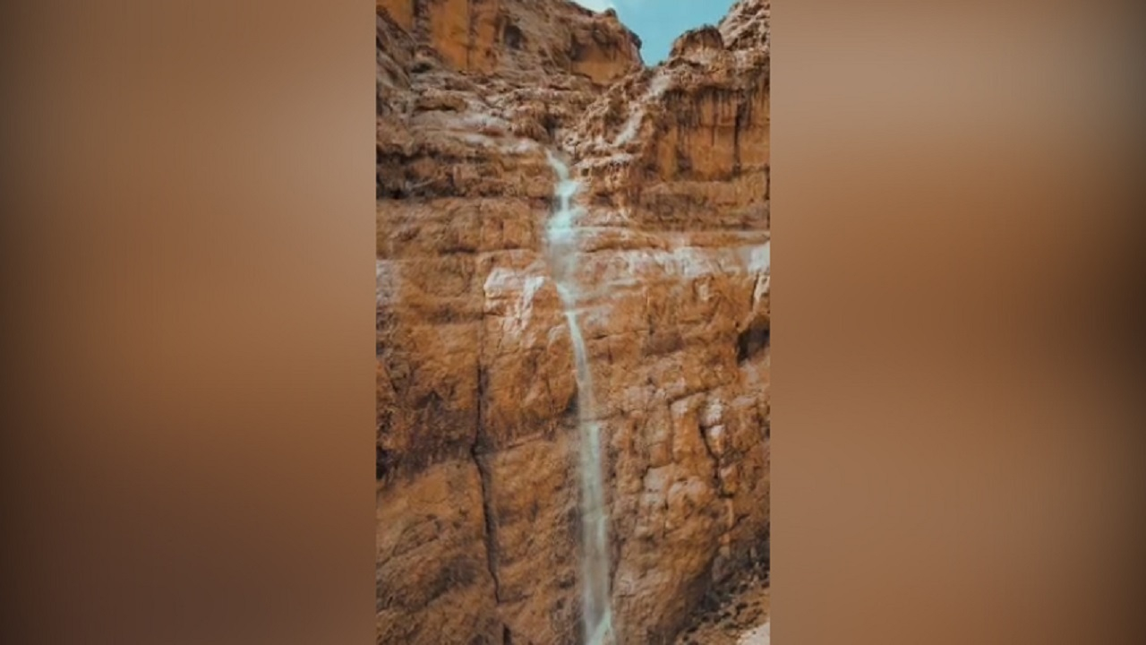 آبشار‌های فصلی روستای شادکام + فیلم