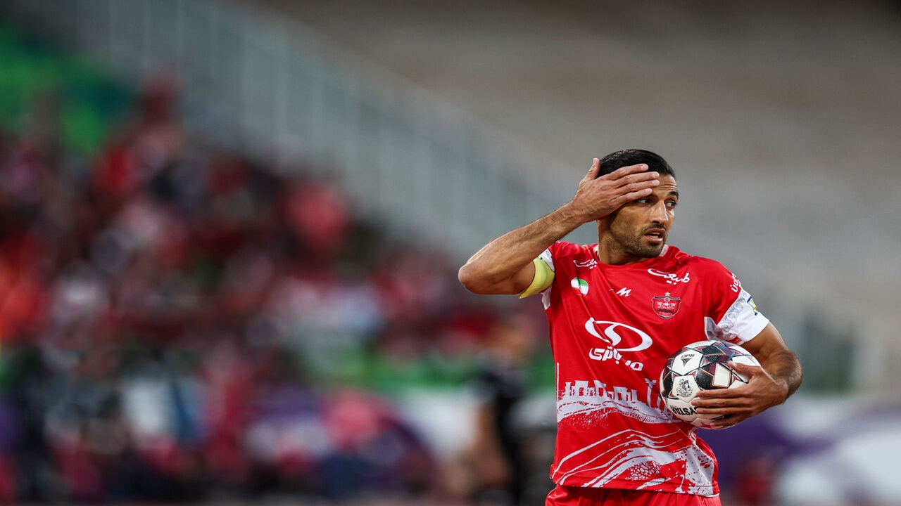 رسمی؛ کاپیتان سابق پرسپولیس راهی فولاد شد