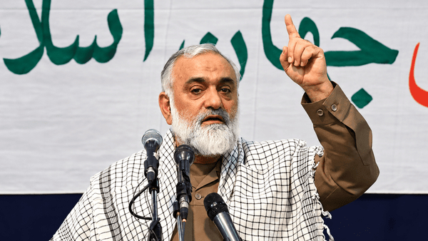 سردار نقدی: آمریکا اگر حمله زمینی کند آن‌قدر اسیر می‌دهد که تسلیم می‌شود