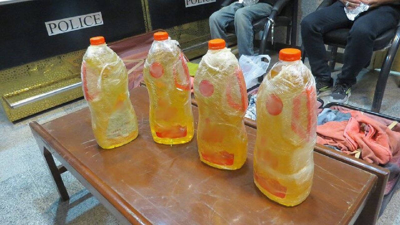 روغنهای خوراکی آغشته به ۱۱ کیلو شیشه کشف شد