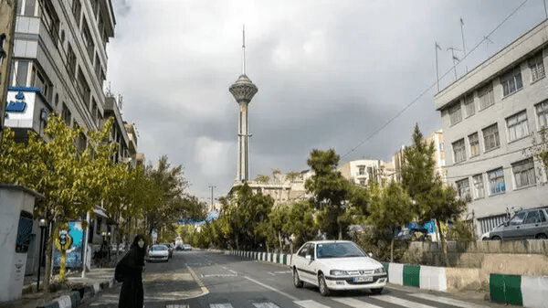 هوای تهران در وضعیت قابل قبول