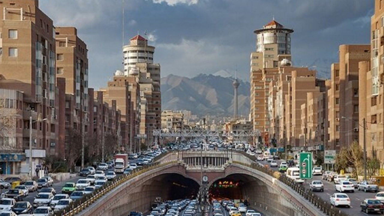 ترافیک صبحگاهی در معابر و بزرگراههای شهر تهران