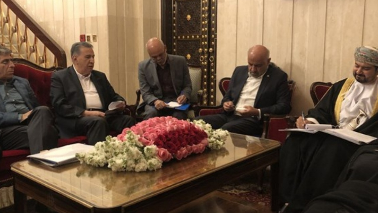 ضرورت برقراری مکانیزم تهاتر برای تسهیل مراودات تجاری فعالین بخش خصوصی ایران و عمان