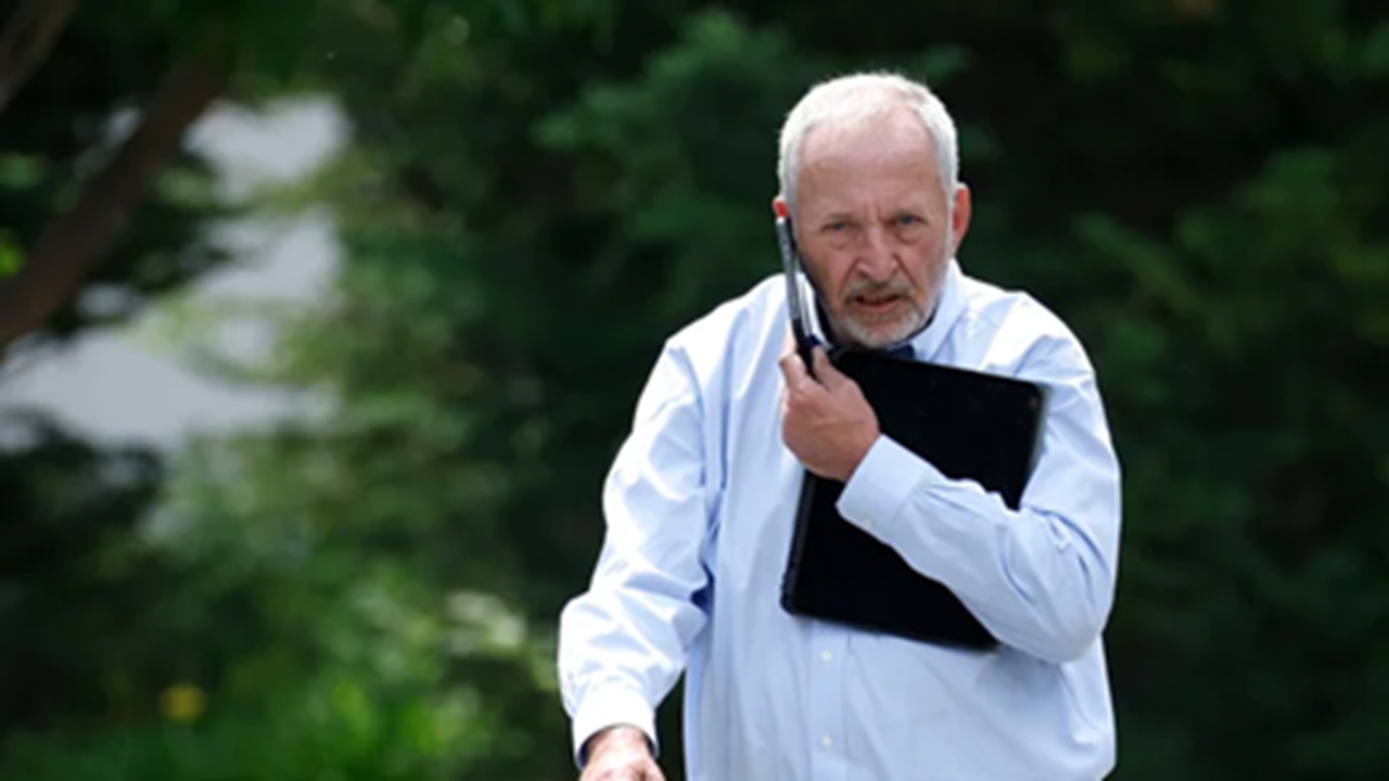 وزیر خزانه‌داری سابق آمریکا از هیئت مدیره اپن‌ای‌آی استعفا کرد