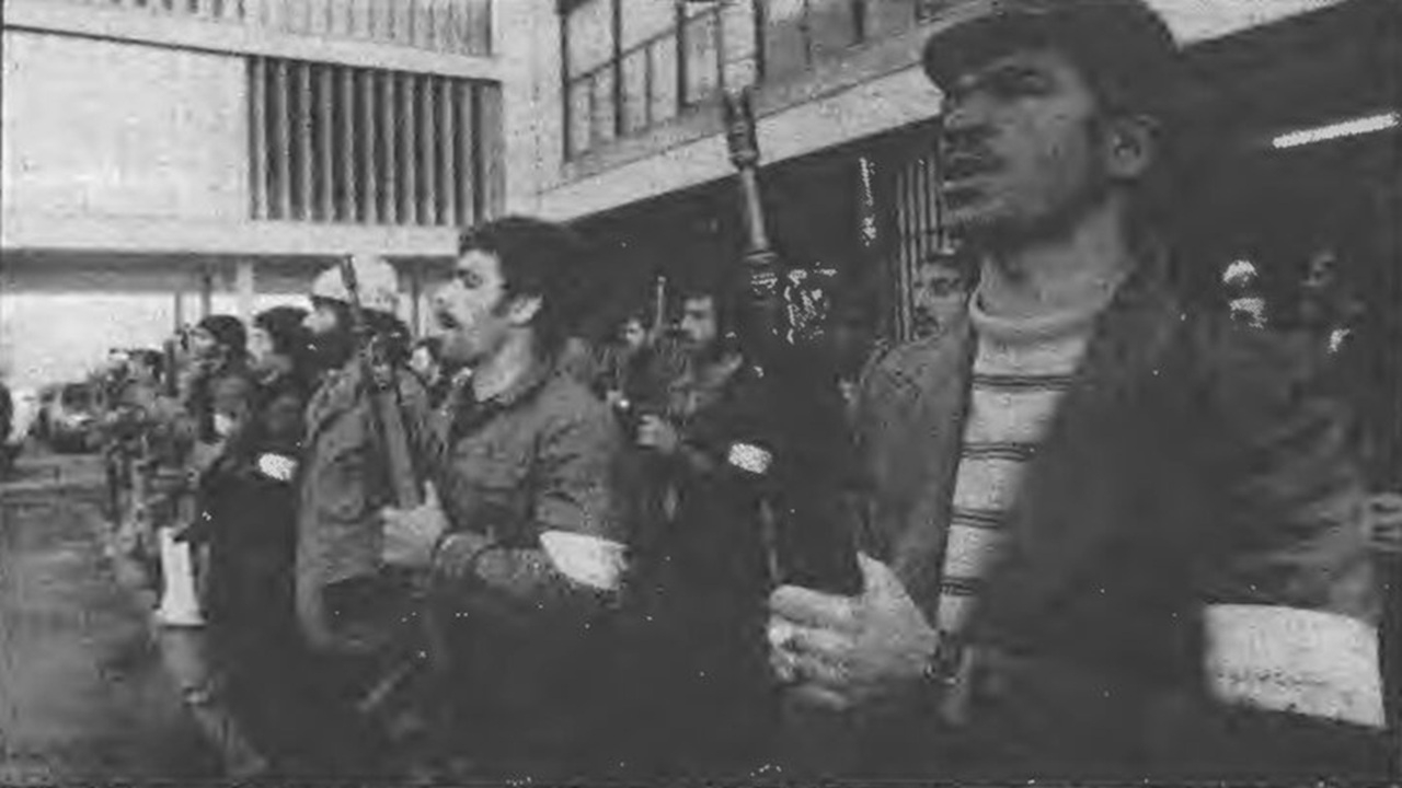 «تصفیه ارتش آغاز شد»؛ ۲۴ بهمن ۱۳۵۷/ سرلشکر قرنی: در ارتش ایدئولوژی جدید جایگزین می‌شود