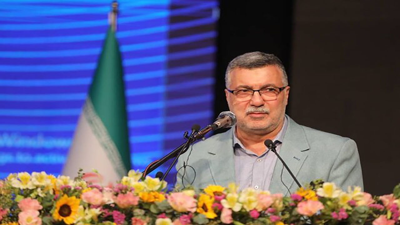 آنتی‌بیوتیک در آنفلوآنزا بی‌اثر است/ تدوین برنامه‌ای جدید برای کنترل تجویز آنتی‌بیوتیک‌ها