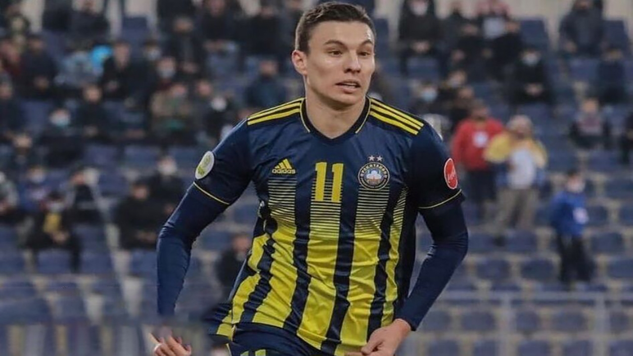 گزینه خط حمله پرسپولیس آقای گل شد