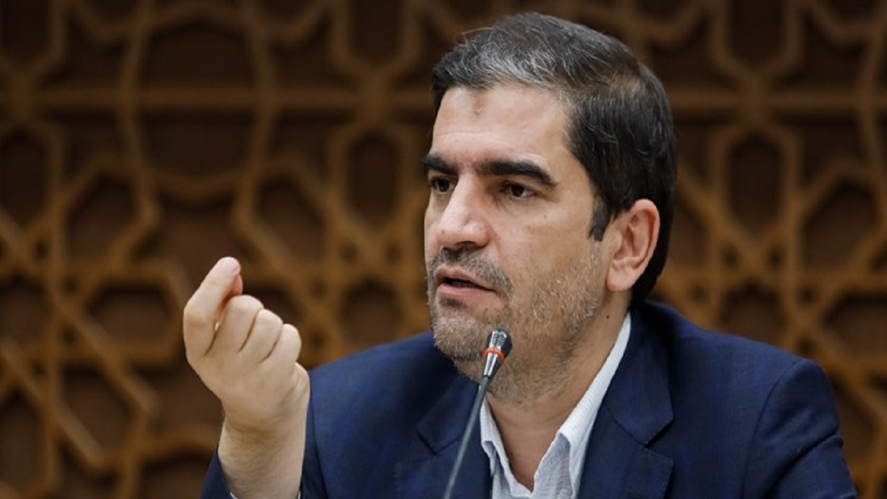 قاضی زاده هاشمی: بودجه صدا و سیما برای حق پخش تلویزیونی ۵۰۰ میلیارد تومان است