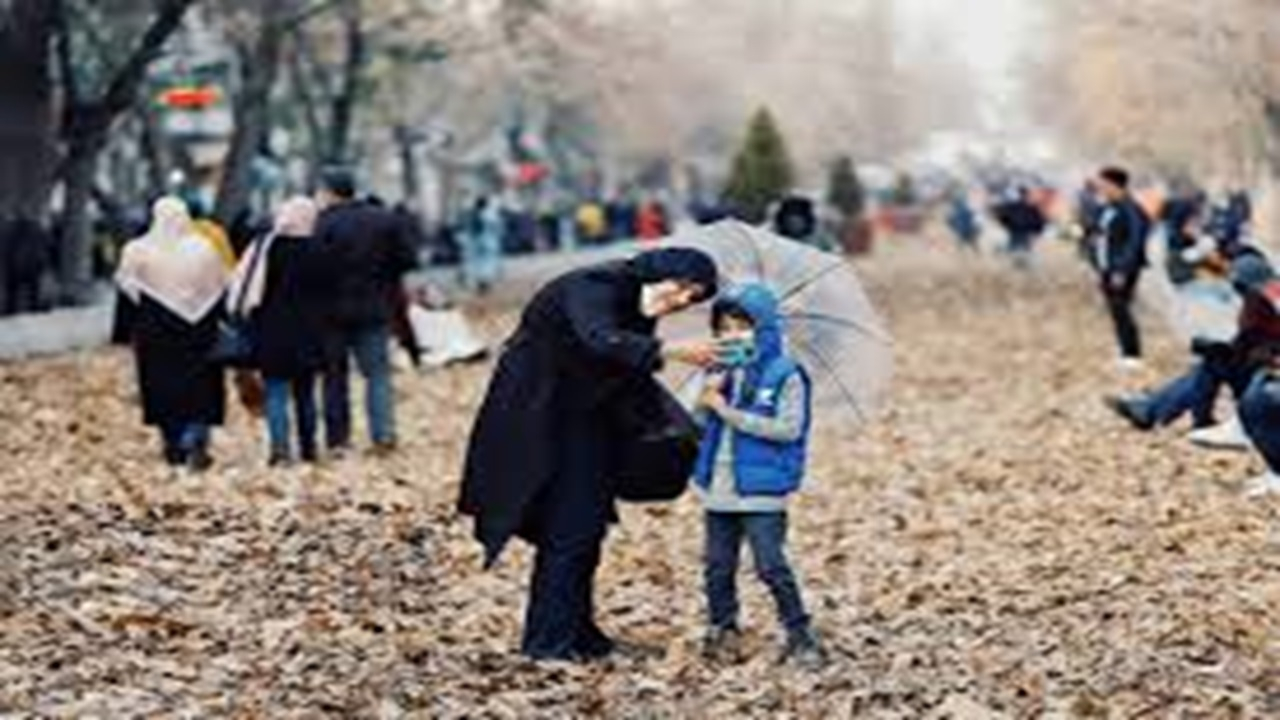 جشنواره برگ‌ریزان پاییزی در همدان + فیلم