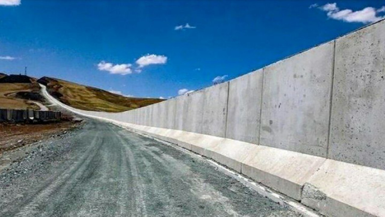 روند رو به جلوی دیوارکشی مرزی ایران و افغانستان؛ دیوار مرزی به ۸۱ کیلومتر رسید