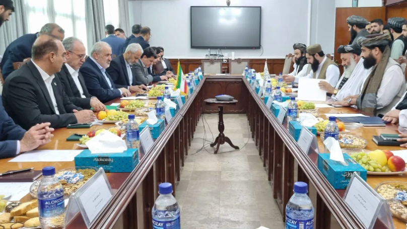 وزیر نیرو: افغانستان را برادر میدانیم