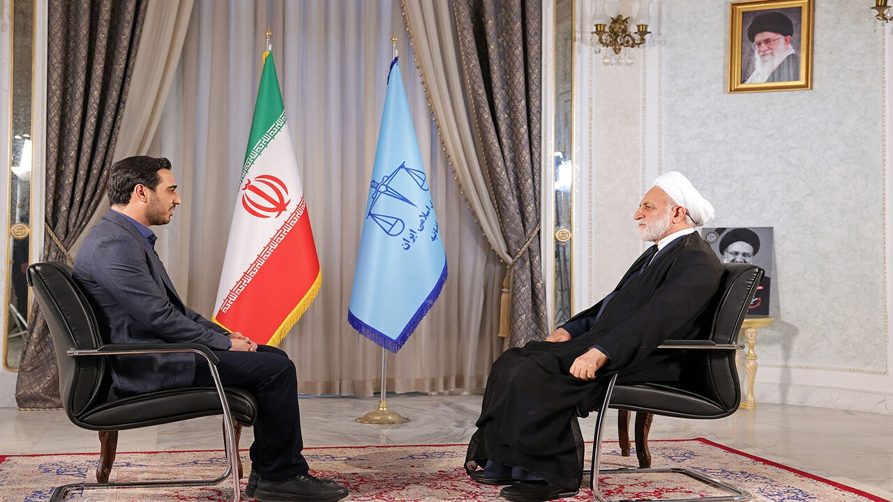 شهید رئیسی خستگیناپذیر و نستوه بود/ ترجیح او حضور در «میدان» بود نه پشت میز