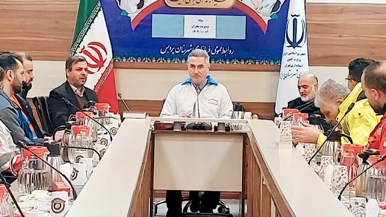 مدارس ابتدایی پردیس در روز یکشنبه غیرحضوری شد