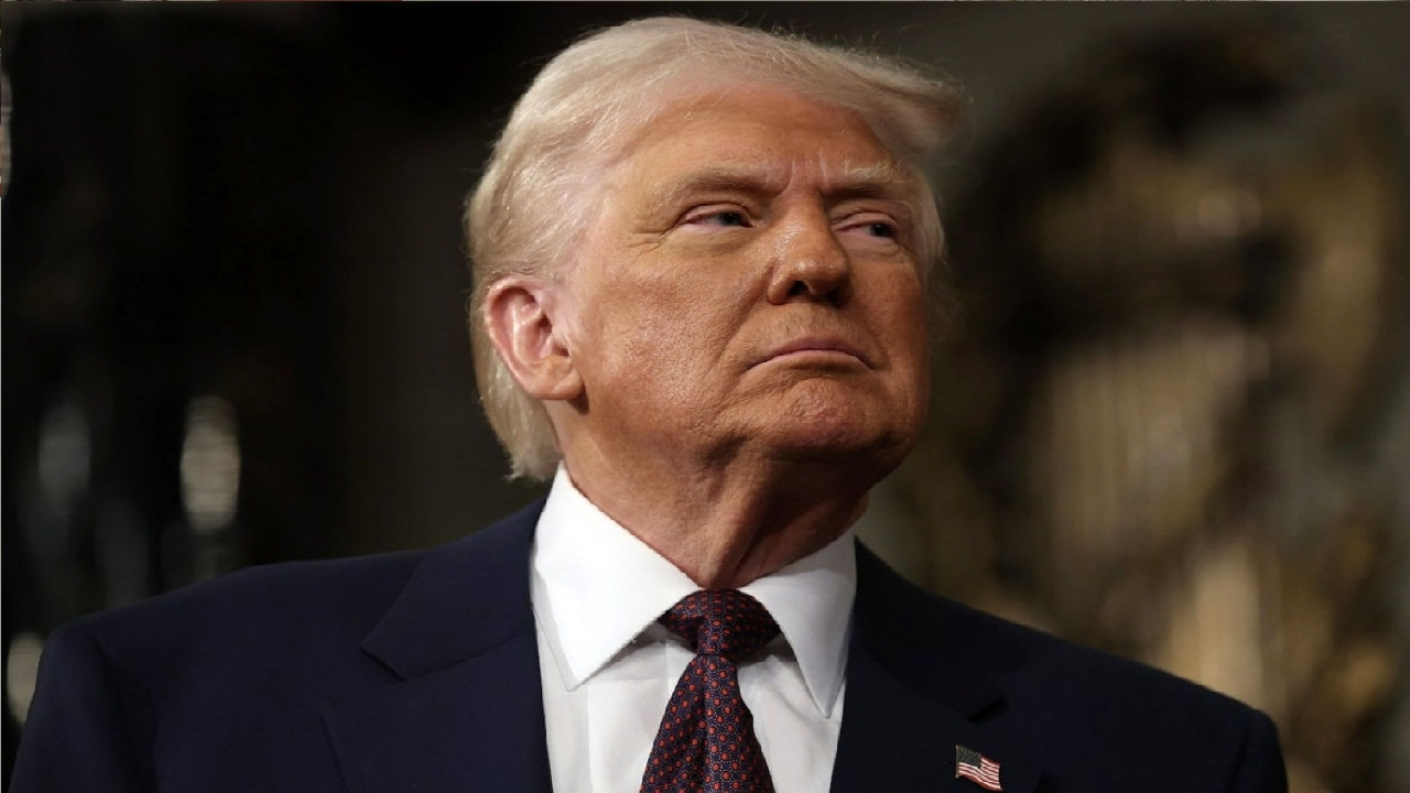 سیلی خوردن ترامپ با هوش مصنوعی + فیلم