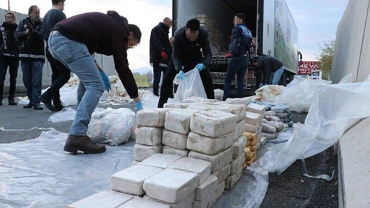 کشف شبکه قاچاق بینالمللی مواد مخدر با همکاری قضایی ایران و ترکیه