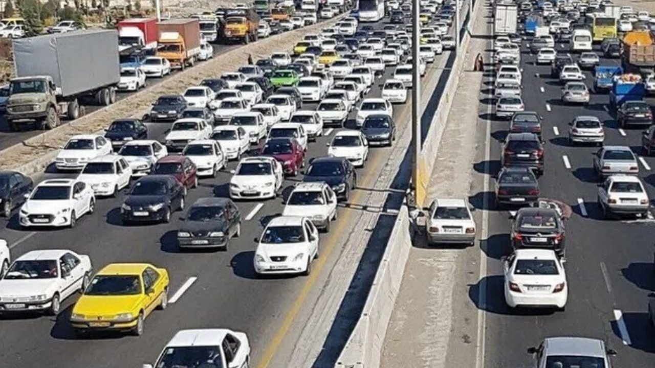 آخرین وضعیت ترافیکی و تردد در معابر و بزرگراه‌های پایتخت