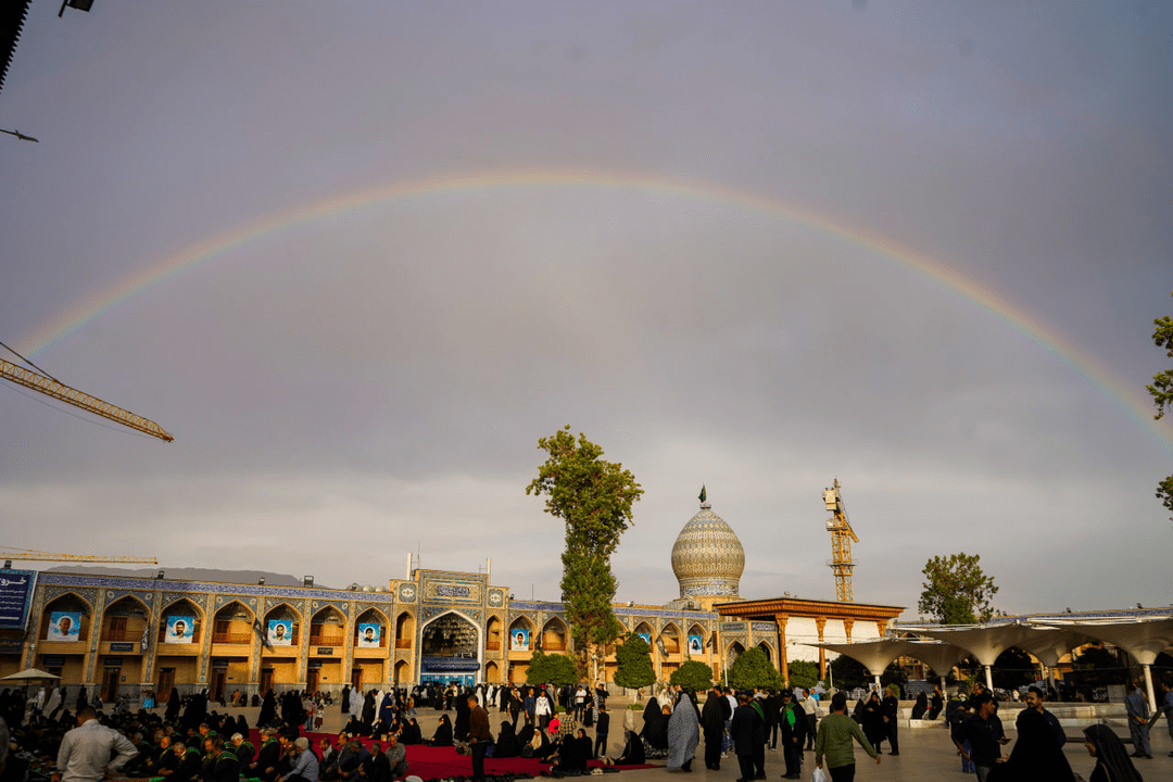 🌈 رنگین کمان بر فراز حرم شاهچراغ(ع)