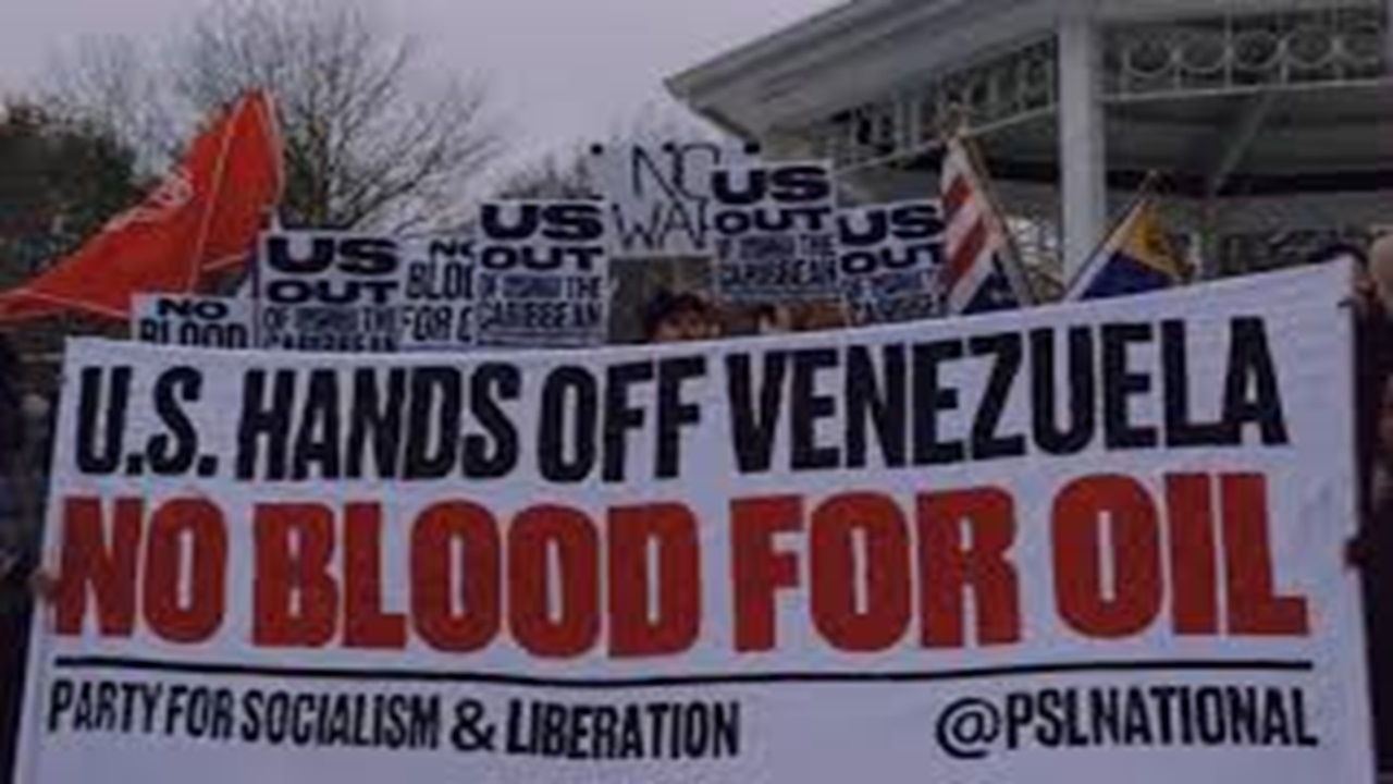 تجمع مقابل کاخ سفید در مخالفت با توطئه علیه ونزوئلا + فیلم