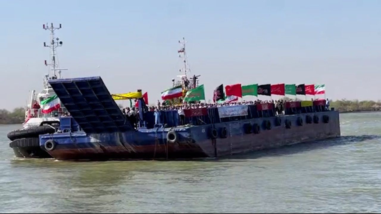 ورود پیکر ۸۵ شهید دوران دفاع مقدس به مام میهن + فیلم