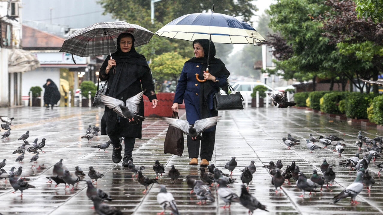 رگبار باران و کاهش نسبی دما در ۱۵ استان