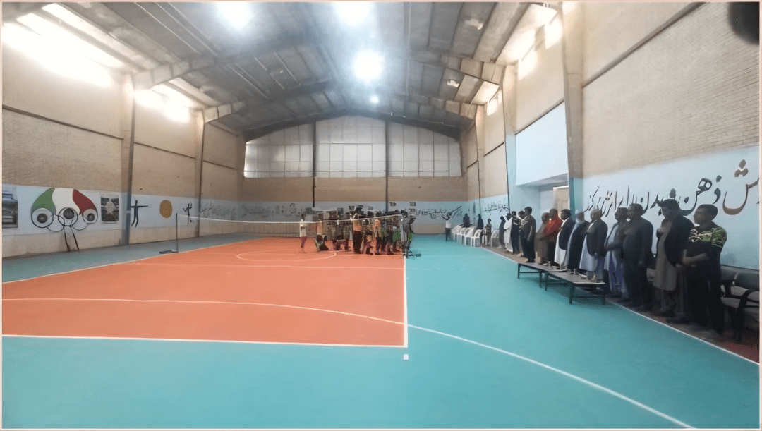 نوسازی کفپوش سالن فرهنگیان خاش با اعتبار ۷۶۰ میلیون تومان