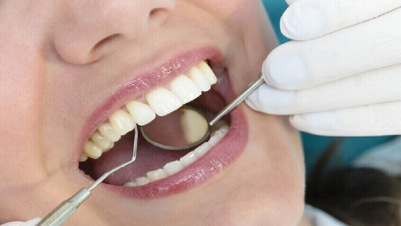 چه زمانی باید به متخصص ارتودنسی مراجعه کنیم؟