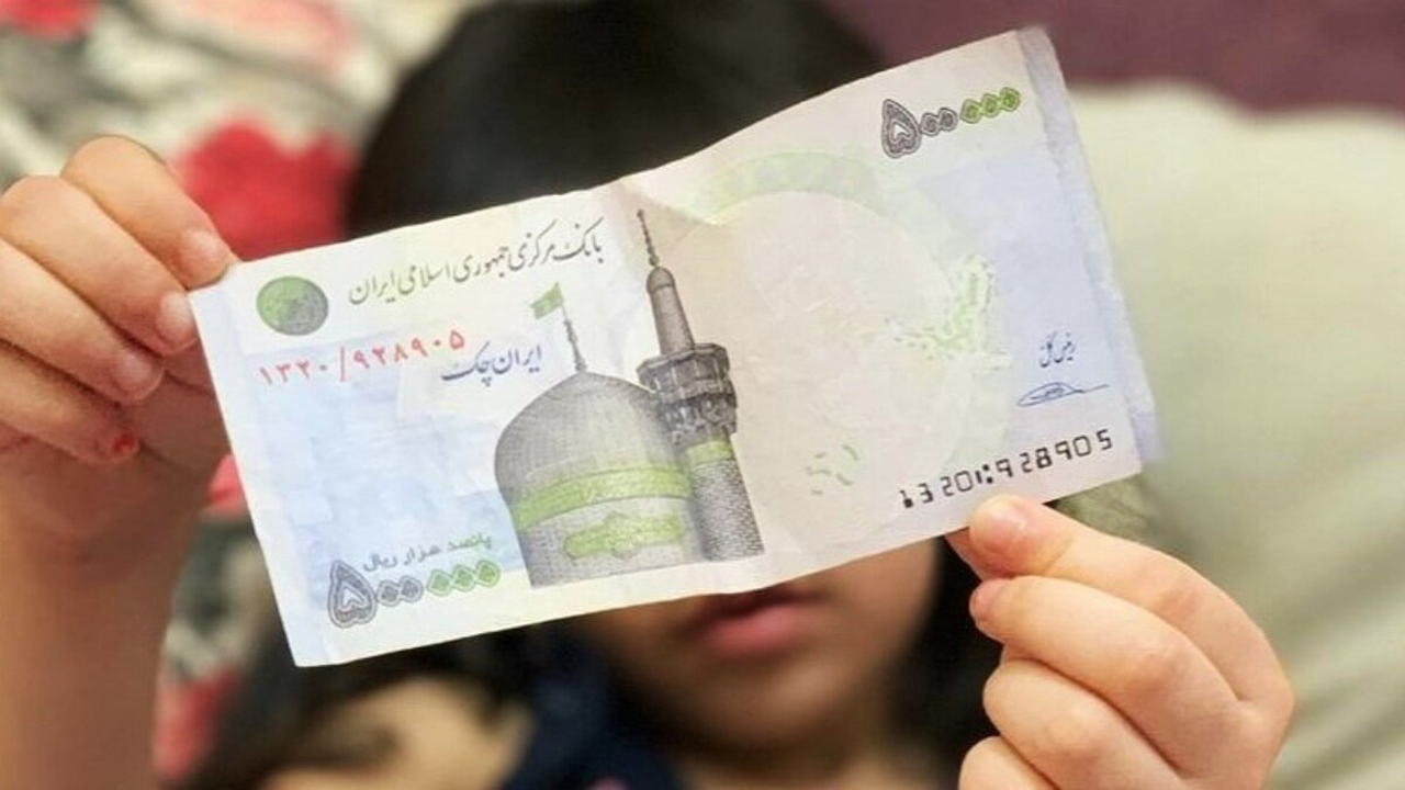 چگونه با کودکانی که پنهانی پول برمیدارند برخورد کنیم